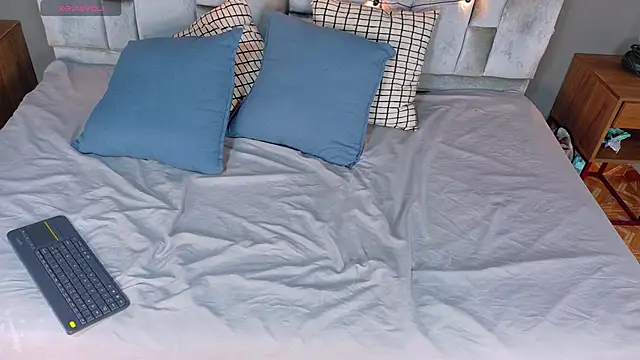 Snapshot of Meganlove__ chatting on 26, 3, 2026 Meganlove online show from 26, 3, 2026