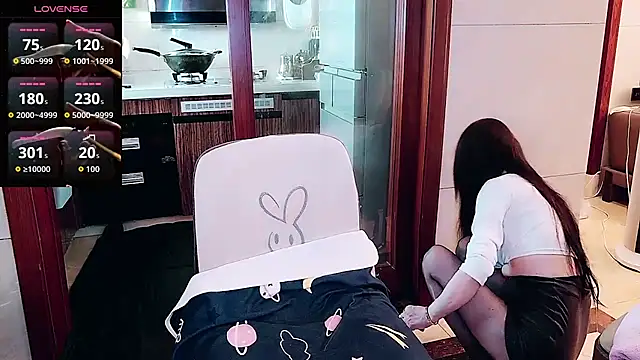 Snapshot of nuanuanbaobei chatting on 18, 4, 2026 nuanuanbaobei online show from 18, 4, 2026