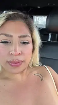 Snapshot of mxmxee chatting on 14, 4, 2026 mxmxee online show from 14, 4, 2026