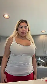 Snapshot of mxmxee chatting on 20, 4, 2026 mxmxee online show from 20, 4, 2026