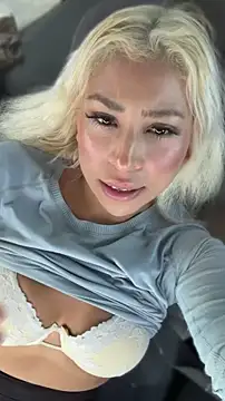 Snapshot of mxmxee chatting on 26, 4, 2026 mxmxee online show from 26, 4, 2026