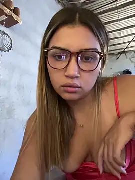 Snapshot of miicbebita chatting on 26, 3, 2026 miicbebita online show from 26, 3, 2026