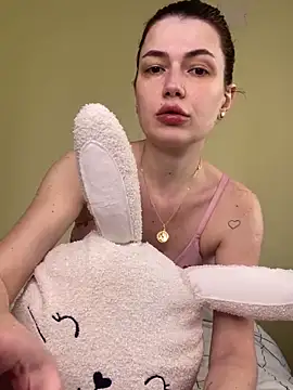 Snapshot of Cutee_Erika chatting on 5, 4, 2026 Cutee Erika online show from 5, 4, 2026