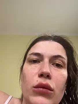 Snapshot of Cutee_Erika chatting on 23, 4, 2026 Cutee Erika online show from 23, 4, 2026