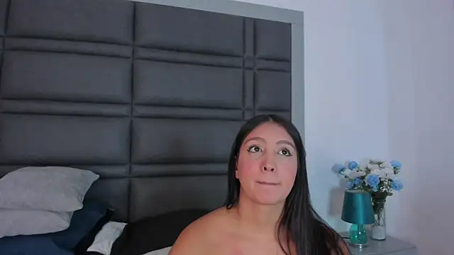 Snapshot of AmaranttayLunay chatting on 1, 4, 2026 AmaranttayLunay online show from 1, 4, 2026