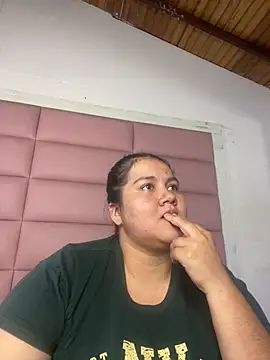 Snapshot of AmaranttayLunay chatting on 26, 6, 2026 AmaranttayLunay online show from 26, 6, 2026