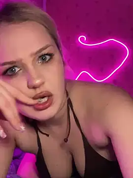 Snapshot of keeeessyyy chatting on 25, 3, 2026 keeeessyyy online show from 25, 3, 2026