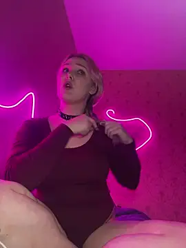 Snapshot of keeeessyyy chatting on 27, 3, 2026 keeeessyyy online show from 27, 3, 2026