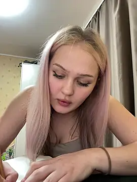 Snapshot of keeeessyyy chatting on 1, 4, 2026 keeeessyyy online show from 1, 4, 2026