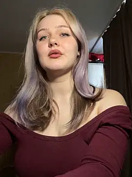 Snapshot of keeeessyyy chatting on 16, 4, 2026 keeeessyyy online show from 16, 4, 2026