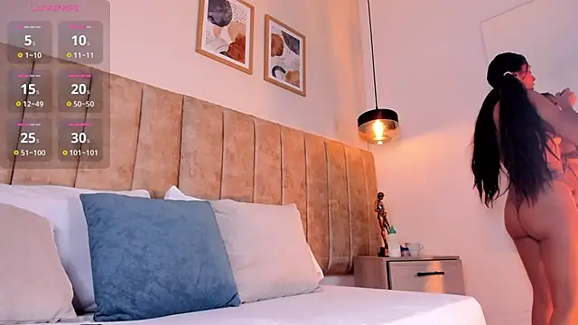 Snapshot of AgathaSavage chatting on 16, 4, 2026 AgathaSavage online show from 16, 4, 2026