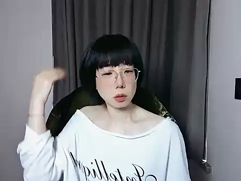 Snapshot of lin_lin_520_520 chatting on 27, 3, 2026 lin lin 520 520 online show from 27, 3, 2026