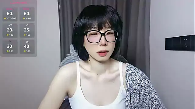 Snapshot of lin_lin_520_520 chatting on 20, 4, 2026 lin lin 520 520 online show from 20, 4, 2026