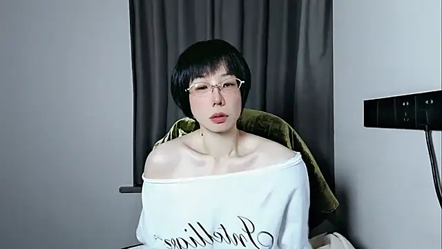 Snapshot of lin_lin_520_520 chatting on 30, 4, 2026 lin lin 520 520 online show from 30, 4, 2026