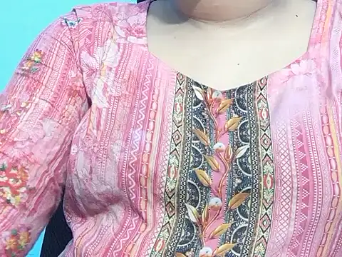 Snapshot of Emma_4433 chatting on 28, 3, 2026 Emma 4433 online show from 28, 3, 2026