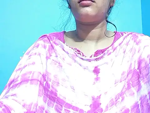 Snapshot of Emma_4433 chatting on 3, 4, 2026 Emma 4433 online show from 3, 4, 2026