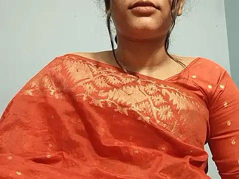 Snapshot of Emma_4433 chatting on 15, 4, 2026 Emma 4433 online show from 15, 4, 2026