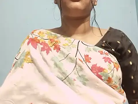 Snapshot of Emma_4433 chatting on 18, 4, 2026 Emma 4433 online show from 18, 4, 2026