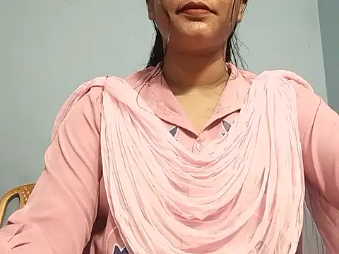 Snapshot of Emma_4433 chatting on 21, 4, 2026 Emma 4433 online show from 21, 4, 2026