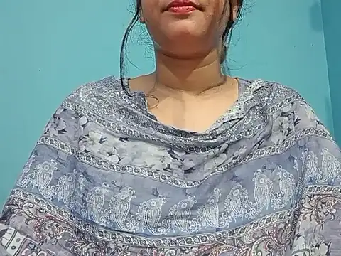 Snapshot of Emma_4433 chatting on 25, 4, 2026 Emma 4433 online show from 25, 4, 2026