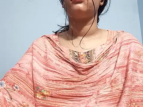 Snapshot of Emma_4433 chatting on 27, 4, 2026 Emma 4433 online show from 27, 4, 2026