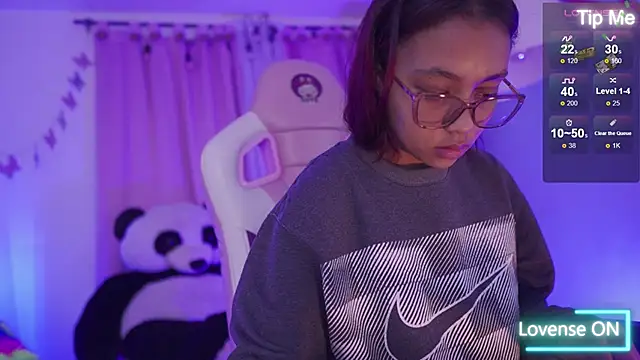 Snapshot of nahomy_2308 chatting on 20, 4, 2026 nahomy 2308 online show from 20, 4, 2026