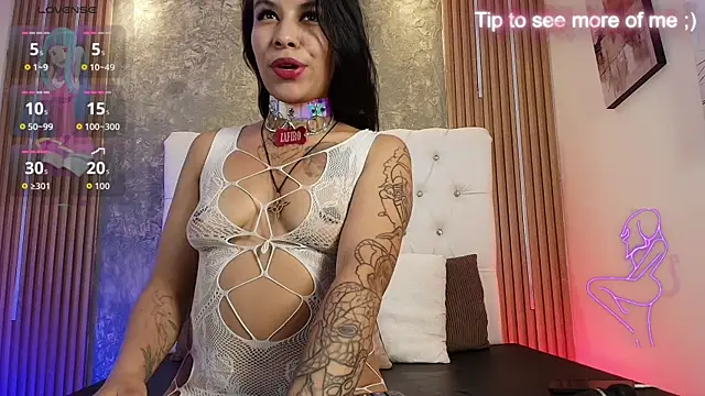 Snapshot of ZafiroCat chatting on 11, 5, 2026 ZafiroCat online show from 11, 5, 2026
