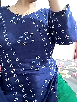 Snapshot of Miss-Akhi5500 chatting on 17, 3, 2026 Miss-Akhi5500 online show from 17, 3, 2026