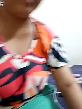 Snapshot of Miss-Akhi5500 chatting on 21, 4, 2026 Miss-Akhi5500 online show from 21, 4, 2026