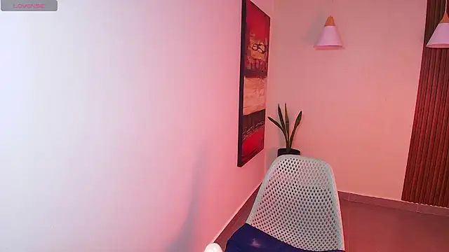 Astrid Black online show from 10, 3, 2026