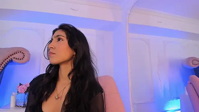 Snapshot of LucianaBlanco_ chatting on 10, 4, 2026 LucianaBlanco online show from 10, 4, 2026