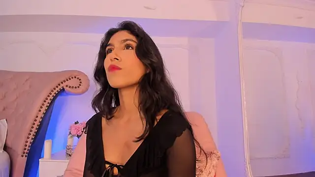 Snapshot of LucianaBlanco_ chatting on 24, 4, 2026 LucianaBlanco online show from 24, 4, 2026