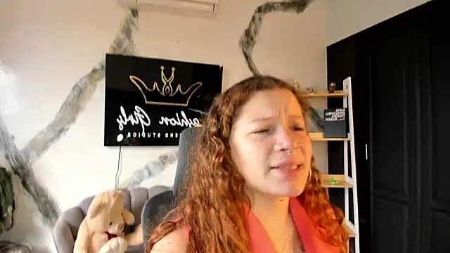 Snapshot of AphroditeSweett chatting on 23, 3, 2026 AphroditeSweett online show from 23, 3, 2026