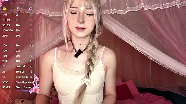 Snapshot of OnlyEva1 chatting on 30, 3, 2026 OnlyEva1 online show from 30, 3, 2026