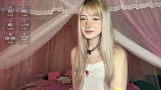 Snapshot of OnlyEva1 chatting on 2, 5, 2026 OnlyEva1 online show from 2, 5, 2026
