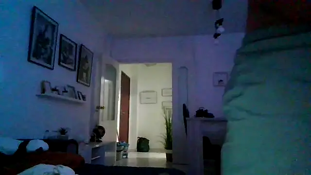 Snapshot of yanick931 chatting on 3, 4, 2026 yanick931 online show from 3, 4, 2026