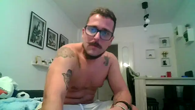 Snapshot of yanick931 chatting on 10, 4, 2026 yanick931 online show from 10, 4, 2026