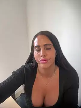 spiceyminx1234 online show from 20, 6, 2026