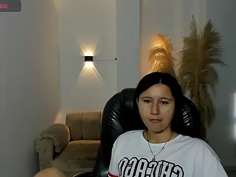 Snapshot of isabella_grace18 chatting on 20, 4, 2026 isabella grace18 online show from 20, 4, 2026