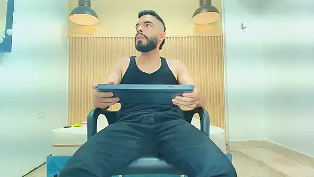 Snapshot of JEAN_LEWIS2 chatting on 27, 3, 2026 JEAN LEWIS2 online show from 27, 3, 2026