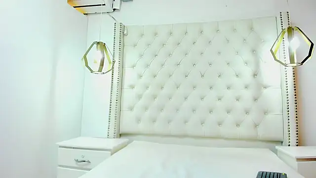 Snapshot of JEAN_LEWIS2 chatting on 1, 4, 2026 JEAN LEWIS2 online show from 1, 4, 2026