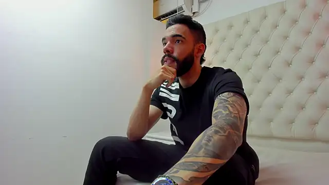 Snapshot of JEAN_LEWIS2 chatting on 9, 4, 2026 JEAN LEWIS2 online show from 9, 4, 2026