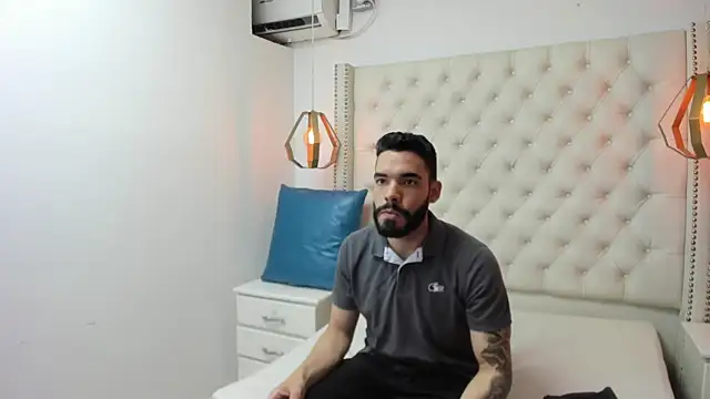 Snapshot of JEAN_LEWIS2 chatting on 14, 4, 2026 JEAN LEWIS2 online show from 14, 4, 2026