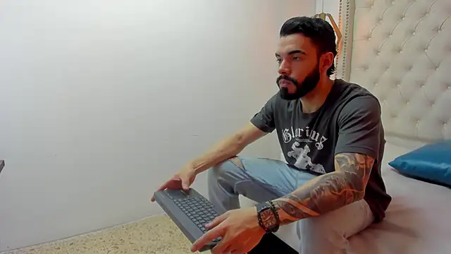 Snapshot of JEAN_LEWIS2 chatting on 20, 4, 2026 JEAN LEWIS2 online show from 20, 4, 2026