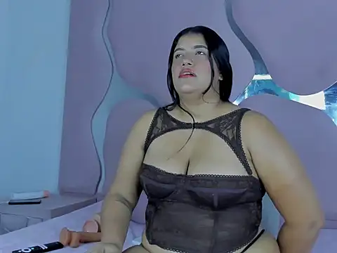 Snapshot of kiaraht chatting on 7, 4, 2026 kiaraht online show from 7, 4, 2026