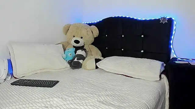 Snapshot of Soycriss31 chatting on 12, 4, 2026 Soycriss31 online show from 12, 4, 2026