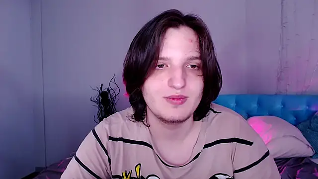 Snapshot of delalex chatting on 7, 4, 2026 delalex online show from 7, 4, 2026