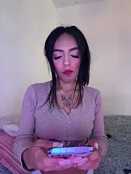 Snapshot of sylphiee_ chatting on 11, 3, 2026 sylphiee online show from 11, 3, 2026