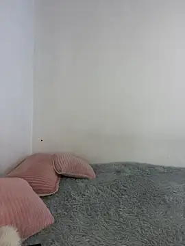 Snapshot of sylphiee_ chatting on 13, 3, 2026 sylphiee online show from 13, 3, 2026