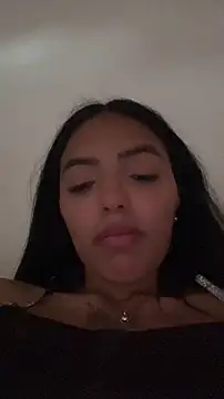 Snapshot of sylphiee_ chatting on 10, 4, 2026 sylphiee online show from 10, 4, 2026